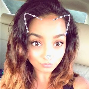 Meet your Posher, Danae